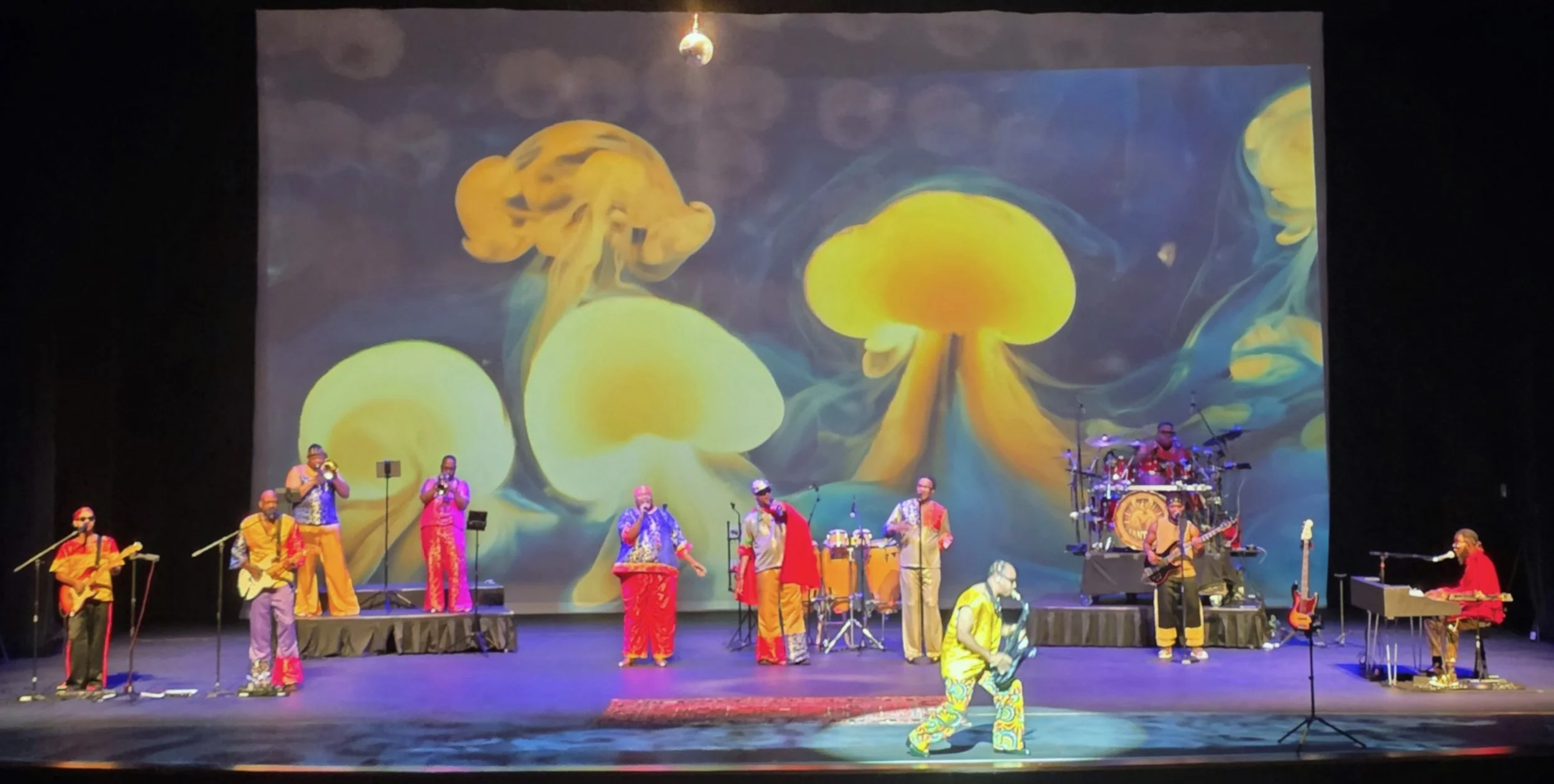 FANTASY — Arts Management Associates